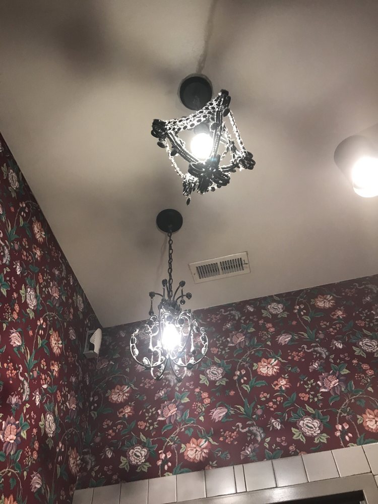 WHITE OAK STATION Updated August 2024 14 Reviews 3200 Green