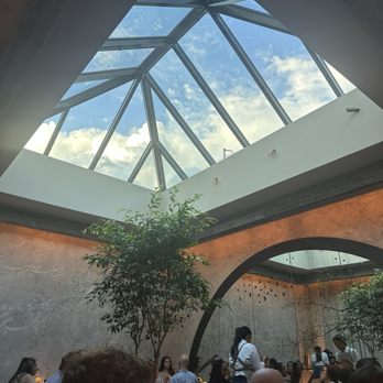 Rumi's Kitchen - Outer dining area - Persian/Iranian Near Me - Atlanta, Georgia