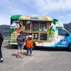 Kona came to SV Marina on a Tuesday!