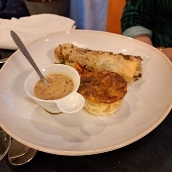 Au gre du vent - Croustillant de canard - Brasseries Near Me - Tour-en-Sologne, 41 Au gre du vent - Croustillant de canard - Brasseries Near Me - Tour-en-Sologne, 41