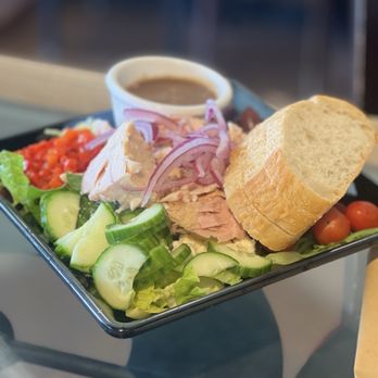 Cafe Honeycomb - Sandwiches Near Me - Woodmere, Ohio