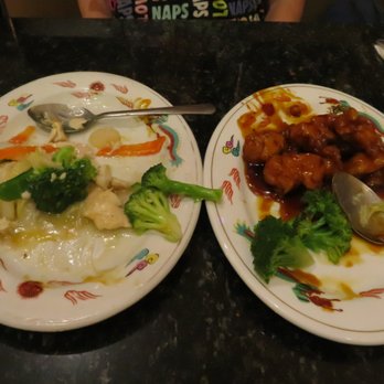Happy Lamp - Chinese Near Me - Houston, Texas