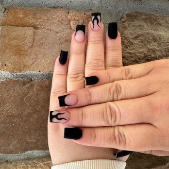Top Nails 84th - Nails done by Justin - Nail Salons Near Me - Omaha, Nebraska