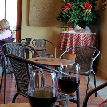 Temecula Valley Wine Country - Cheers! - Wineries Near Me - Temecula, California Temecula Valley Wine Country - Cheers! - Wineries Near Me - Temecula, California