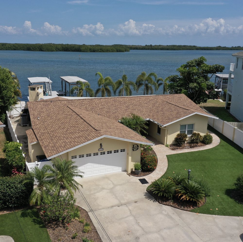 Slide of Shon Boswell Roofing