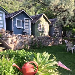 Bristol Cabins - The cabins in summer.
