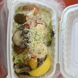 Pesto shrimp scampi Pesto shrimp scampi
