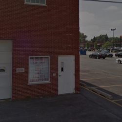 BeautyxBrandy - The front door of office building where BeautyXBrandy is located.