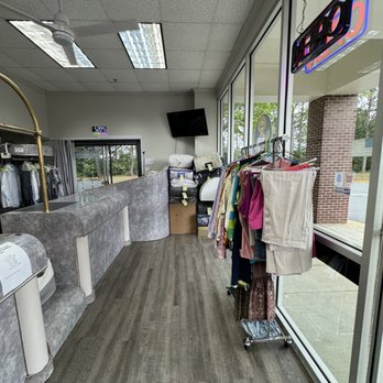 World Cleaners - Inside view - Dry Cleaning Near Me - Woodstock, Georgia World Cleaners - Inside view - Dry Cleaning Near Me - Woodstock, Georgia