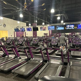 Planet Fitness - Gyms Near Me - Coon Rapids, Minnesota Planet Fitness - Gyms Near Me - Coon Rapids, Minnesota