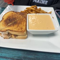 LaBo's Gourmet Grilled Cheese - Sloppy Joe