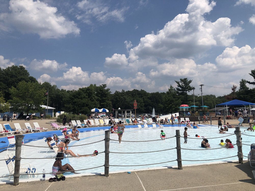 Crystal Springs Family Waterpark, East Brunswick Roadtrippers