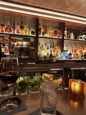 Cecchi's by null