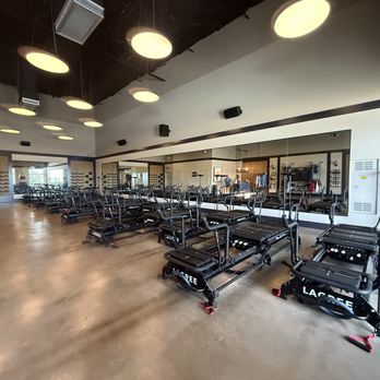 Collective MVMT - Gyms Near Me - Fort Worth, Texas Collective MVMT - Gyms Near Me - Fort Worth, Texas