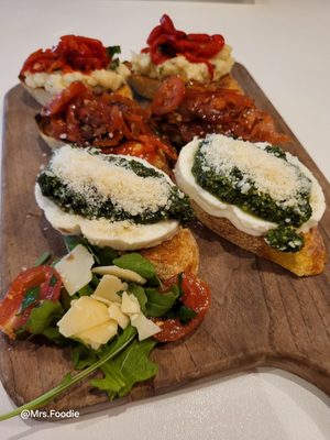 Antica Pizzeria & Market by null