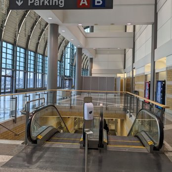 Enercare Centre - Escalator down to A and B parking - Stadiums & Arenas Near Me - Toronto, Ontario