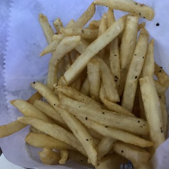 Hole 19 - Scratch Kitchen + Bar - Shoestring fries - Sports Bars Near Me - Miami Springs, Florida Hole 19 - Scratch Kitchen + Bar - Shoestring fries - Sports Bars Near Me - Miami Springs, Florida