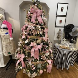 OOH La La Boutique and Spa