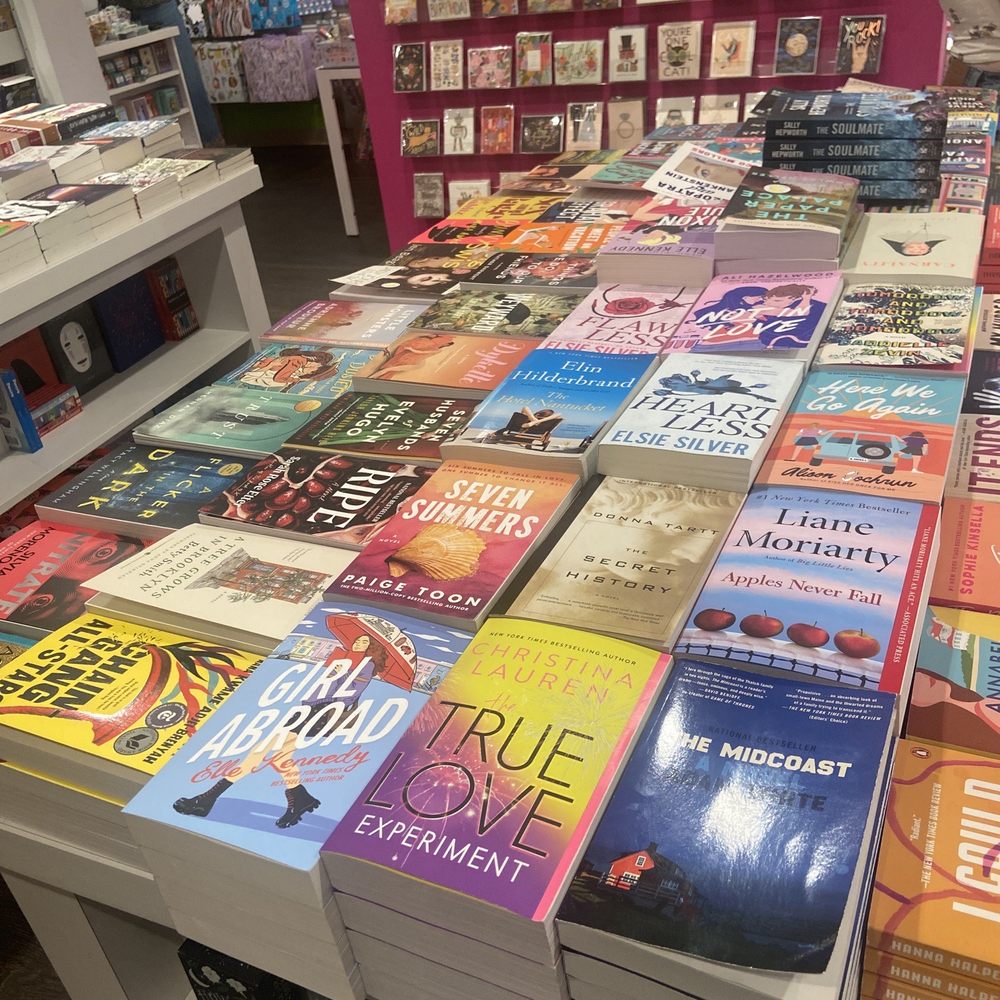 Bookstore LOVE! Bookstore LOVE!