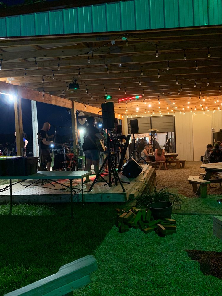 Track 94 Brewery Logo