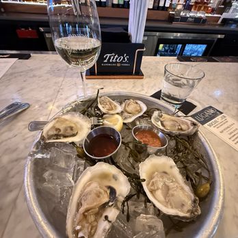 Lugano - Blue Point Oysters - Italian Near Me - Greenwich, Connecticut