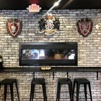 Round Table Pizza - Pizza Near Me - San Jose, California Round Table Pizza - Pizza Near Me - San Jose, California