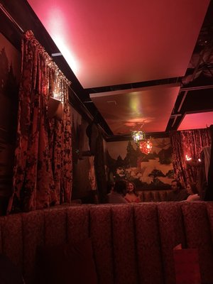 Wiggle Room by null