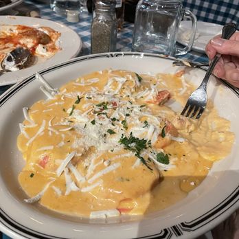O Sole Mio - Lobster Ravioli - Pizza Near Me - Cranford, New Jersey