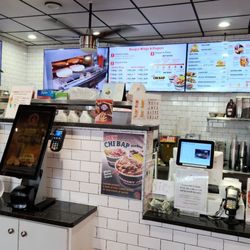 Hangry Joe's Hot Chicken - Rockville - Inside