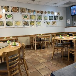 Wonton Gourmet & BBQ - Inside: seatings