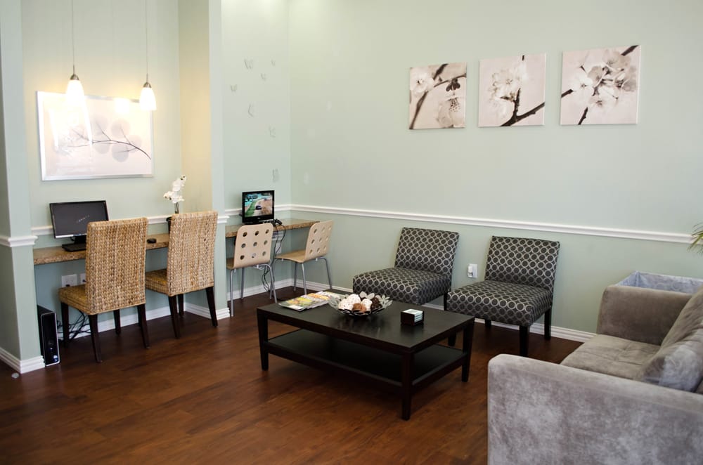 BRUSH DENTISTRY Updated August 2024 44 Reviews 1100 N Blue Mound