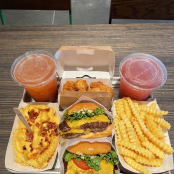 Shake Shack Princeton - Fast Food Near Me - Lawrence Township, New Jersey Shake Shack Princeton - Fast Food Near Me - Lawrence Township, New Jersey
