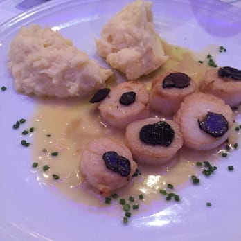 Gaston et Gastounette - Scallops with truffles - French Near Me - Cannes, 06 Gaston et Gastounette - Scallops with truffles - French Near Me - Cannes, 06