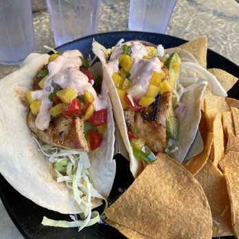 Down the Hatch Maui - Fish Tacos - Seafood Near Me - Lahaina, Hawaii