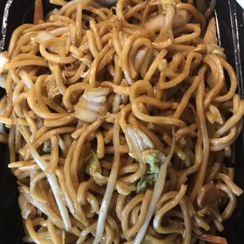 Friendly Restaurant - Vegetable Lo Mein - Chinese Near Me - Long Island City, New York Friendly Restaurant - Vegetable Lo Mein - Chinese Near Me - Long Island City, New York