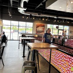 MOD Pizza - Interior