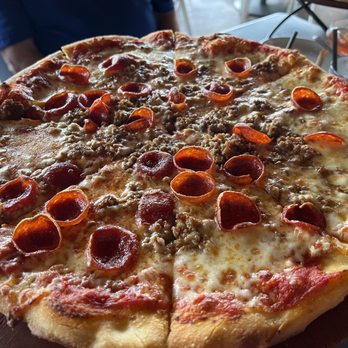 The Grove Wine Bar & Kitchen - Meat lovers, pizza - Wine Bars Near Me - Austin, Texas The Grove Wine Bar & Kitchen - Meat lovers, pizza - Wine Bars Near Me - Austin, Texas