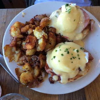 Plow - Ham Benedict - Breakfast & Brunch Near Me - San Francisco, California