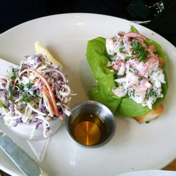 Perla's - Lobster roll - Seafood Near Me - Austin, Texas