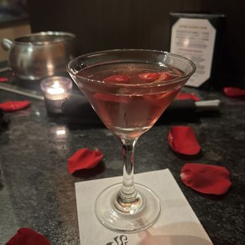 The Melting Pot - Love Martini - Fondue Near Me - Orlando, Florida The Melting Pot - Love Martini - Fondue Near Me - Orlando, Florida