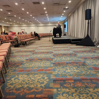 Des Moines Marriott Downtown - Hotels Near Me - Des Moines, Iowa