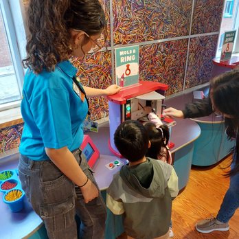 Crayola Experience - Creating a Crayola Molded Ring - Amusement Parks Near Me - Easton, Pennsylvania