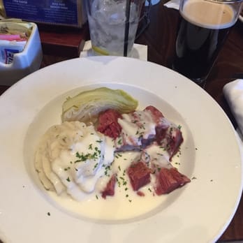 Irish Wolfhound - Awesome corn beef and cabbage! - Irish Near Me - Surprise, Arizona