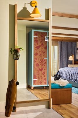 Treehouse Hotel Silicon Valley by null