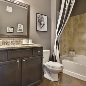 Palmera - Palmera bathroom. - Apartments Near Me - Mason, Ohio Palmera - Palmera bathroom. - Apartments Near Me - Mason, Ohio