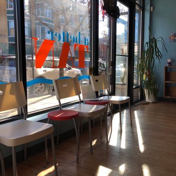 L.A. Tan - Seating area - Spray Tanning Near Me - Chicago, Illinois