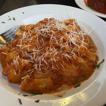 Al Dente Restaurant - Pasta with Vodka Sauce Pasta - Italian Near Me - Boston, Massachusetts Al Dente Restaurant - Pasta with Vodka Sauce Pasta - Italian Near Me - Boston, Massachusetts