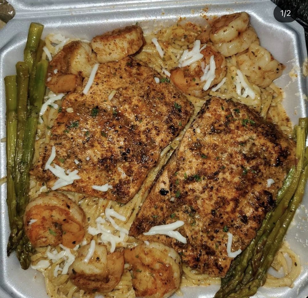 Food from Naquis Kitchen