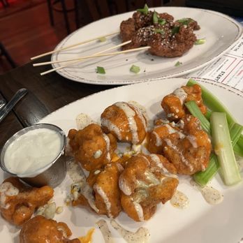 Red Heat Tavern - Buffalo Cauliflower & chicken skewers - American Near Me - South Windsor, Connecticut