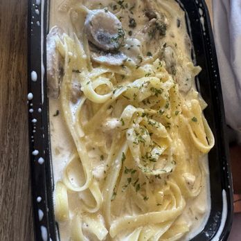 Rayo’s Pizza - 2. Fettuccine Alfredo - Pizza Near Me - Hayward, California Rayo’s Pizza - 2. Fettuccine Alfredo - Pizza Near Me - Hayward, California